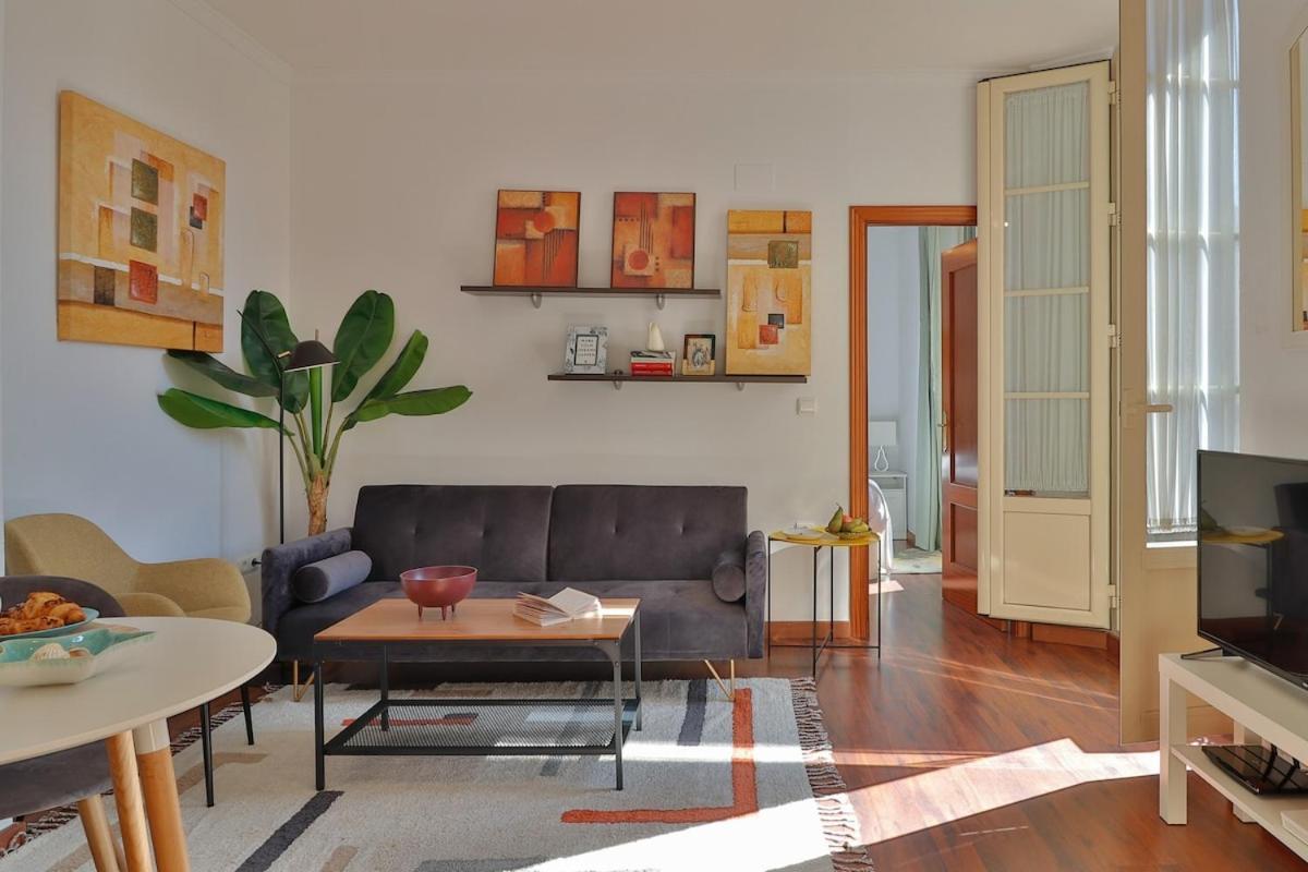 Apartament C61 - Brand New One Bedroom Cathedral Views